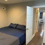 Cozy Chic Apartments